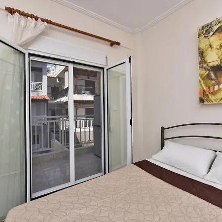 Four Sons Апартаменты Флогита